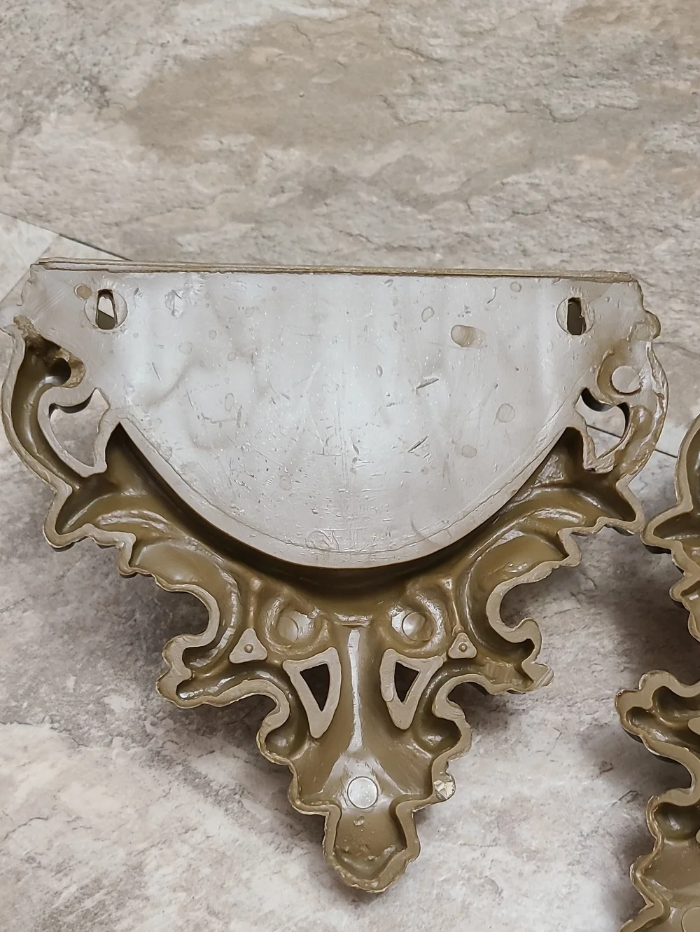 Ornate vintage pair of 1978 6050Homco gold plastic wall pocket planters